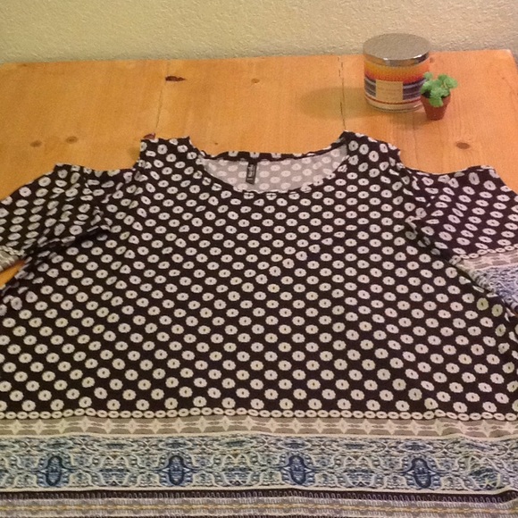 White Mark Tops - Cold Shoulder Top